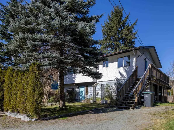 37925 Magnolia Cres, Squamish, BC V8B 0X7