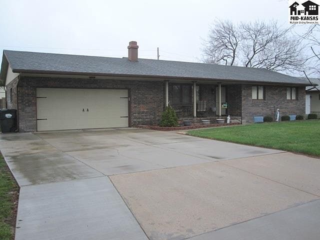 1st image of 1004 E 27th Ave
