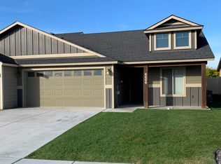 6006 Latah Ln, Pasco, WA