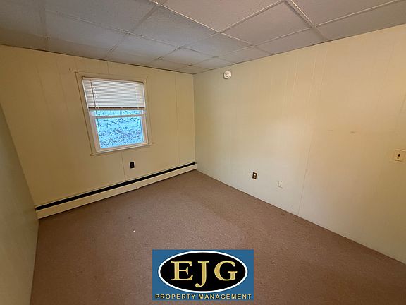 5th image of 133 Valley St #4