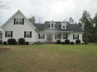 15 Woodland Dr, Swainsboro, GA 30401