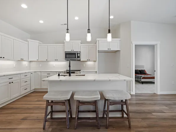 6234 W 33rd Ave, Kennewick, WA 99338