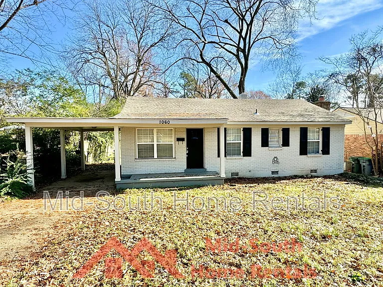 1060 Paul Pl — Photo 3