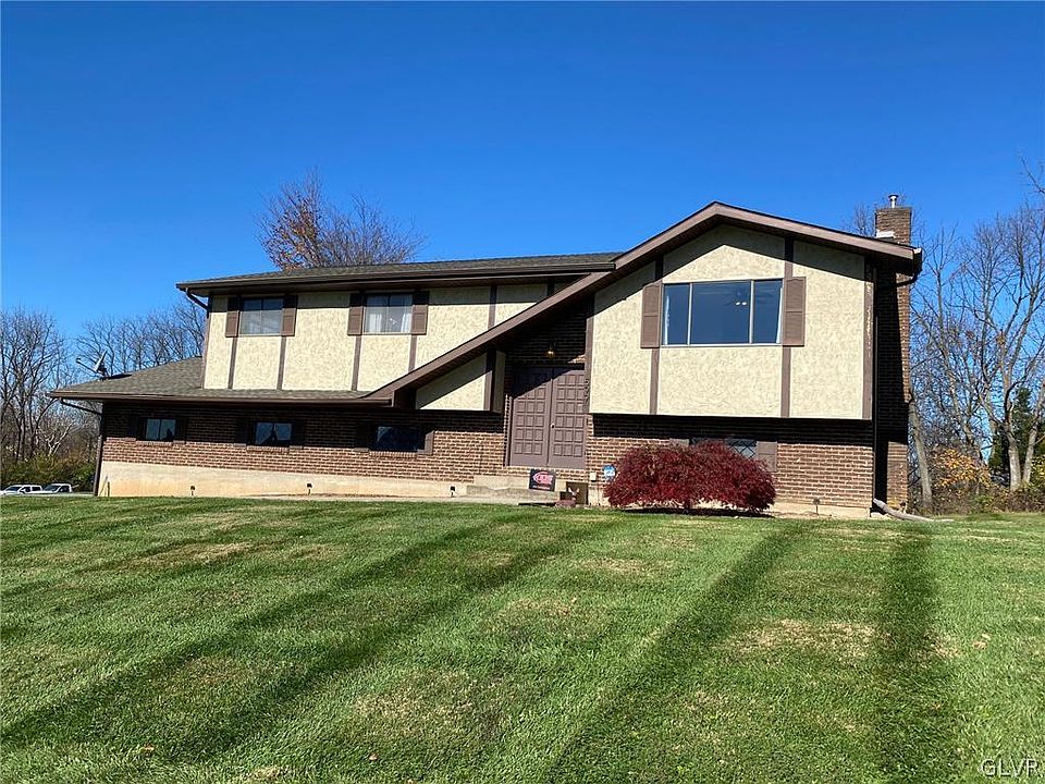 1st image of 599 Linden Cir