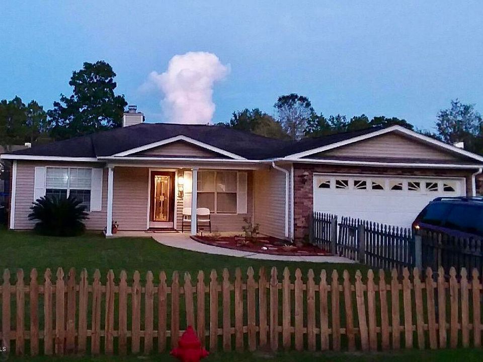 1st image of 2528 Barbados Dr