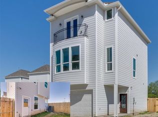 614 Hawthorn Grove Ln, Houston, TX 77009