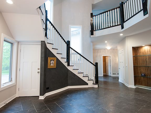5th image of 2700 Gemini Ln #1
