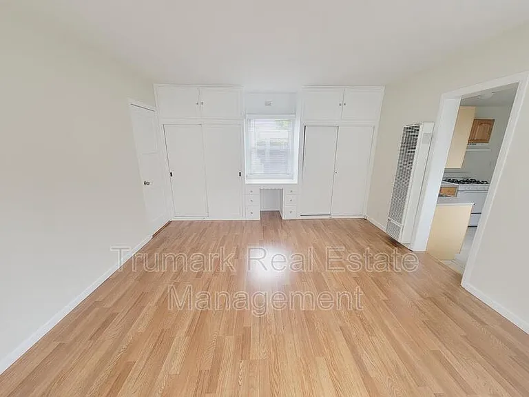 927 E Lexington Dr #A — Photo 5