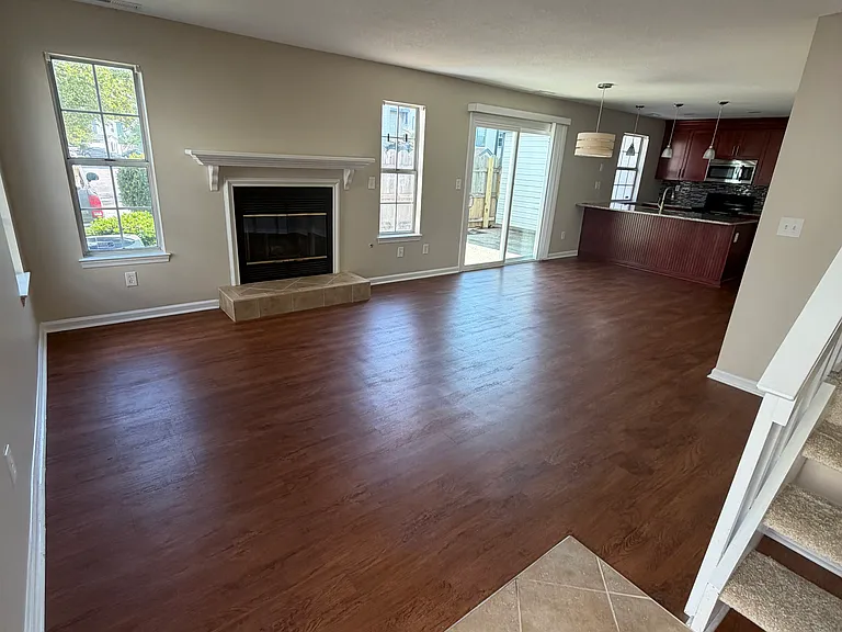 4422 Segovia Ct — Photo 7