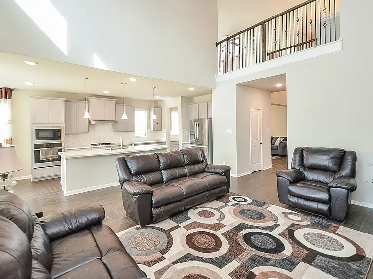 3035 Dragonlet Ln — Photo 31