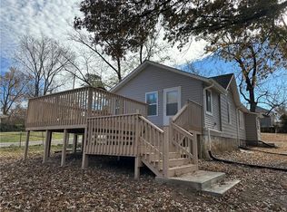 11335 E 13th St S, Independence, MO 64052