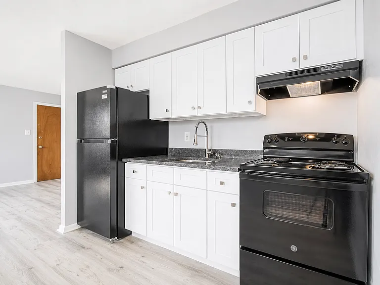 2602 Jefferson Streetapt #B-29 — Photo 1
