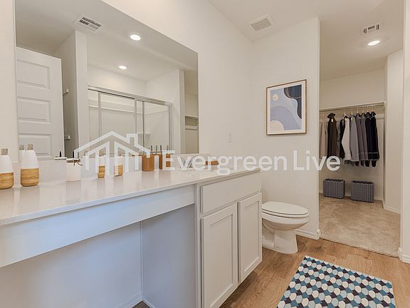 5th image of 1206 Manor Oaks Blvd