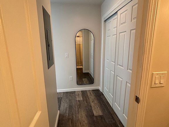 5th image of 3928 Silver Leaf Dr #2