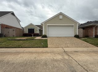 411 Teak Dr, Shreveport, LA 71115