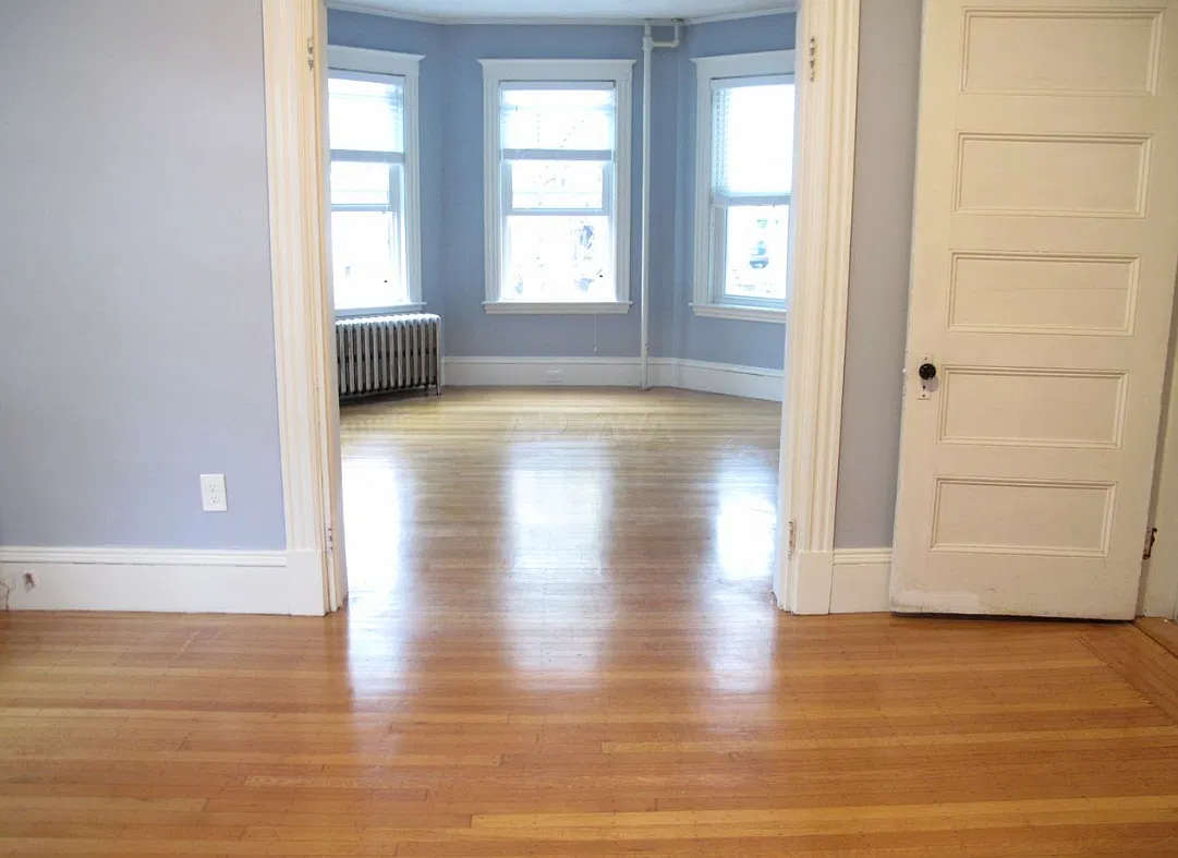 2 bed, $2,750 — Photo 3