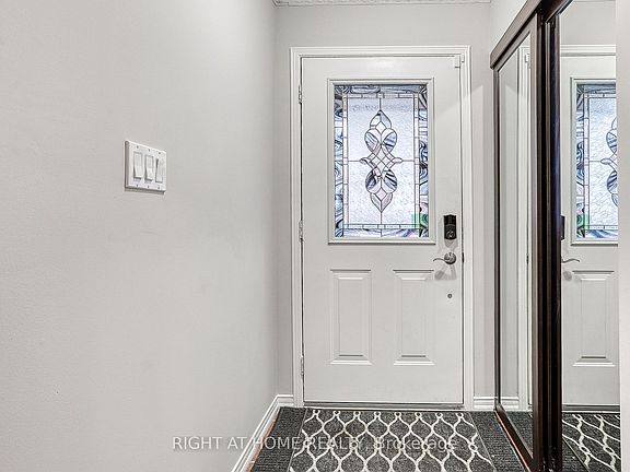4th image of 75 Carpendale Cres