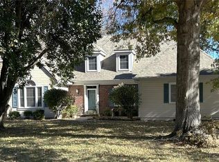 5706 W 124th St, Overland Park, KS 66209