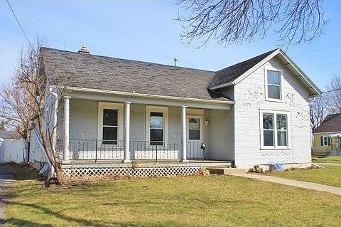 1st image of 251 Superior St