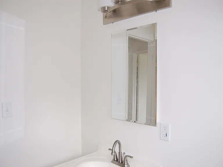 2212 College Ave #6 — Photo 4