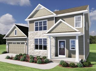 W217N6177 Masters Dr, Menomonee Falls, WI 53051