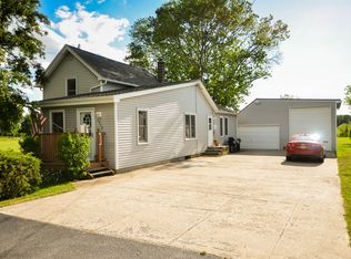 2936 Randall Rd, Ransomville, NY 14131