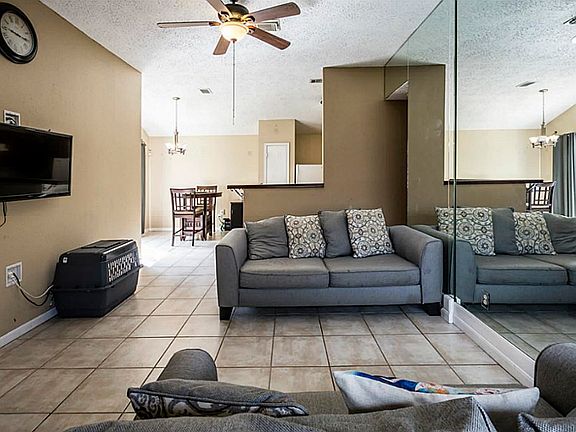 4th image of 20310 Greenwade Cir