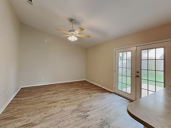 4th image of 5619 Fair Forest Dr