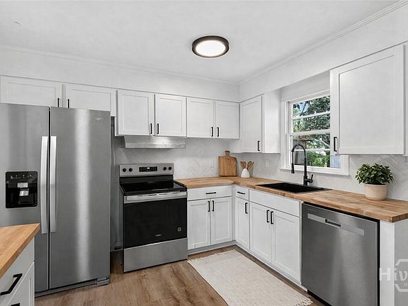 2nd image of 325 Bunting Drive