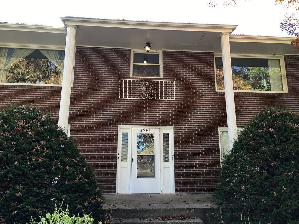 1st image of 5941 Garrett Ln APT 2W
