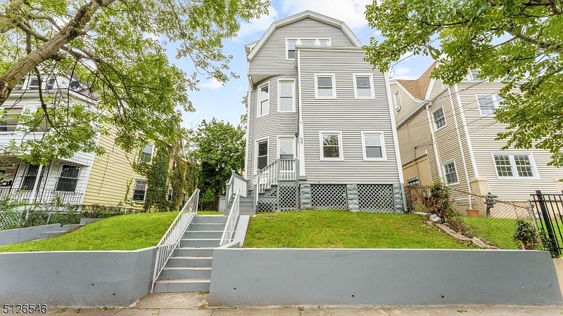 1st image of 59-61 Farley Ave