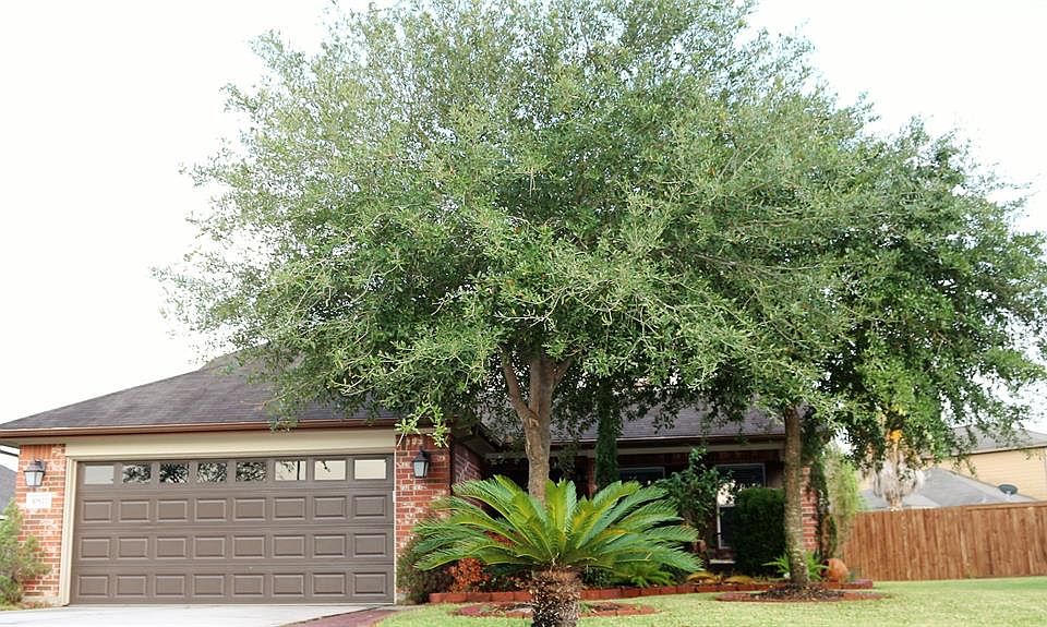 1st image of 10522 Scenic Cove Ct