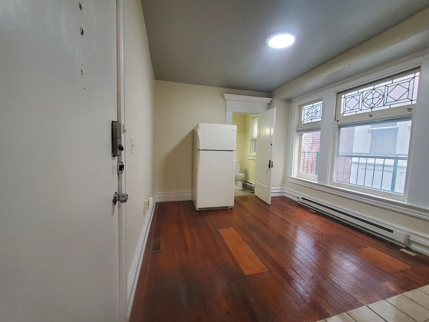 1639 West Turner Street — Photo 4