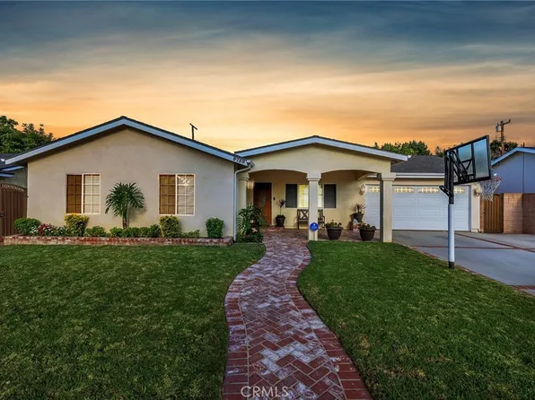 9759 Comanche Ave, Chatsworth, CA 91311