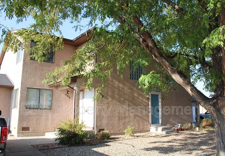 208 W Palmer Lake Dr — Photo 1