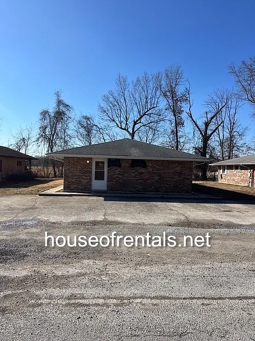 703 Rusty Lane ( New ) - 2B — Photo 2