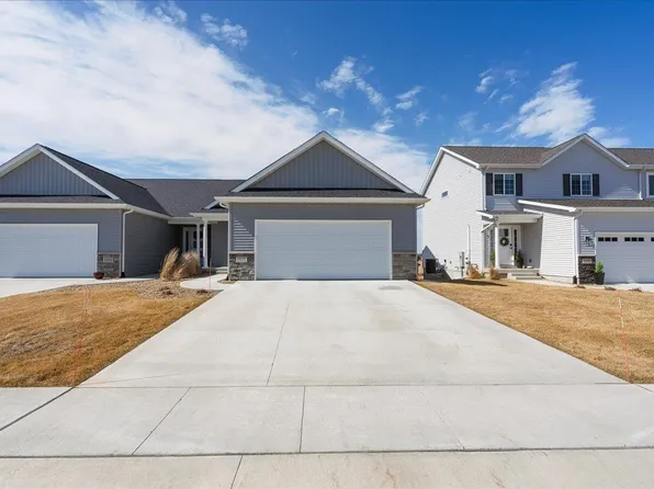 5337 Fernwood Dr, Cedar Falls, IA 50613