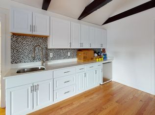 34 Broadlawn Park Floor 1, Chestnut Hill, MA 02467