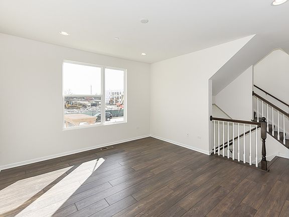 4th image of 29W708 Everton Dr Lot 1.03