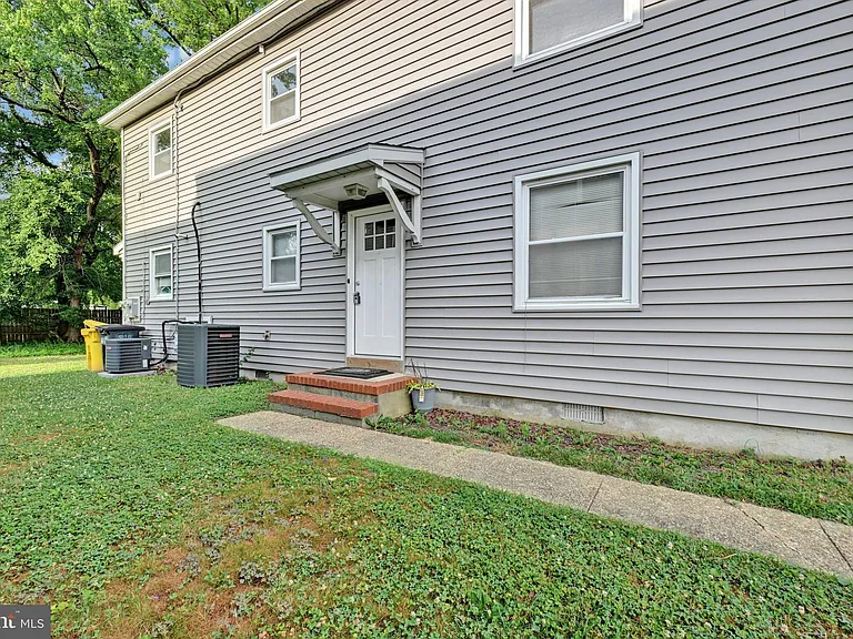 811 Seagrove Rd E #811 — Photo 18