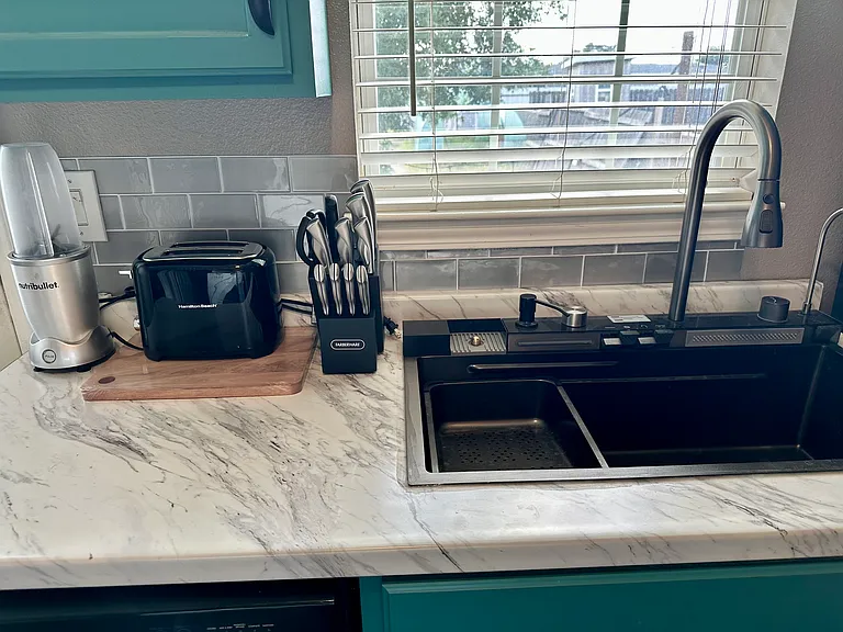 3105 N Hancock Ave — Photo 10