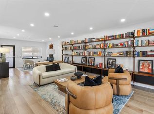 1724 SW 10th St, Miami, FL 33135