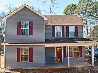 1817 Saint Marks Church Rd, Crouse, NC 28033