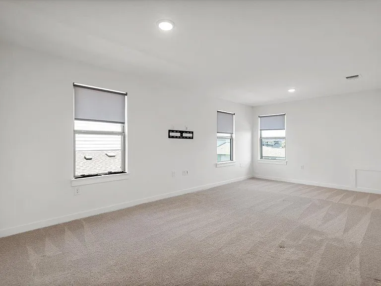 8320 Hubble Walk — Photo 34
