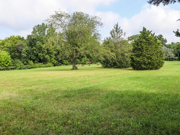 1200 N, Zanesville, IN 46799