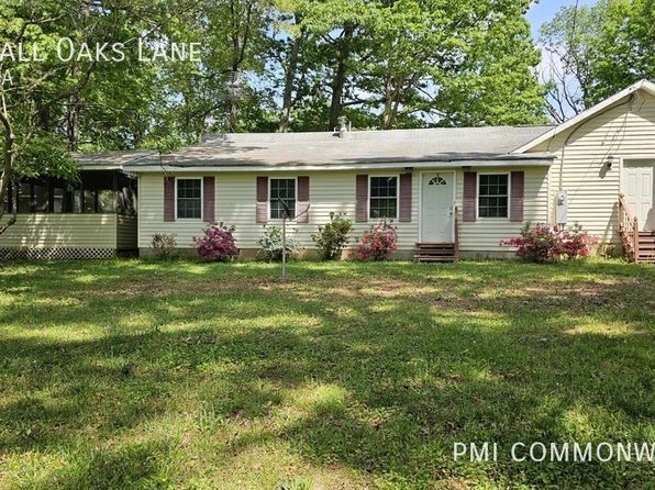 457 Tall Oaks Ln