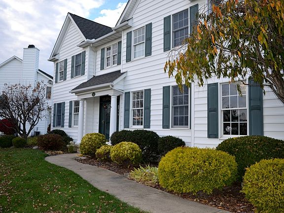 2nd image of 1017 Windamere Ln
