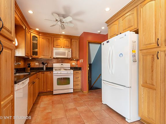 4th image of 6334 177th St