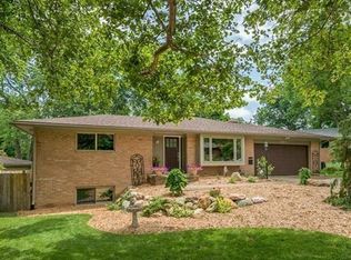1217 Naples Ct, Ann Arbor, MI 48103