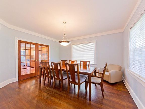 2nd image of 3454 Sheridan Ave